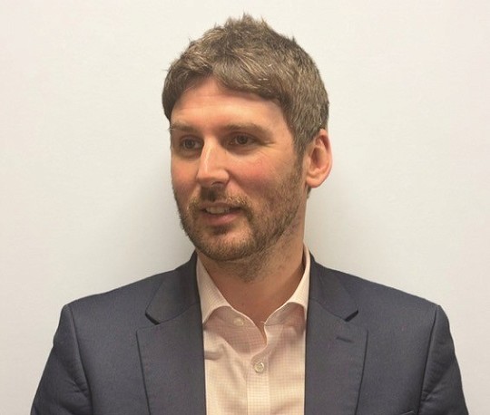 Mr Christopher Jones - Consultant Plastic, Reconstructive & Aesthetic Surgeon