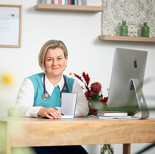 Dr Lucy Mather - Hormone Health & Menopause