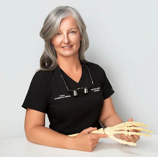 Mrs Studnicka-Perkin - Private Orthopaedic Consultant